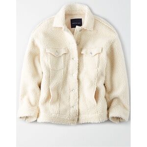 NWOT American Eagle FAUX SHERPA TRUCKER JACKET in cream size small